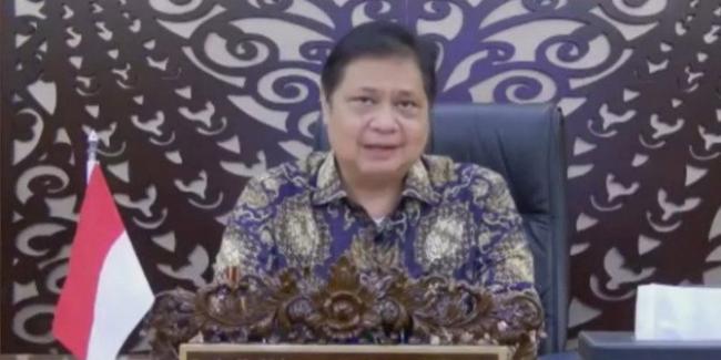 Airlangga: Vaksin Mandiri Perusahaan yang Beli, Jangan Potong Gaji Karyawan