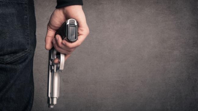 Kepergok Selingkuh, Anggota Polres Dumai Pukul dan Tembak Istri