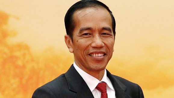 Jokowi Naikkan Gaji PNS, Kubu Prabowo Waspada