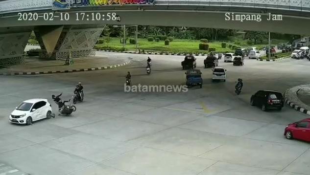 Dishub Kota Batam Evaluasi Sistem Lampu Merah di Underpass Simpang Jam