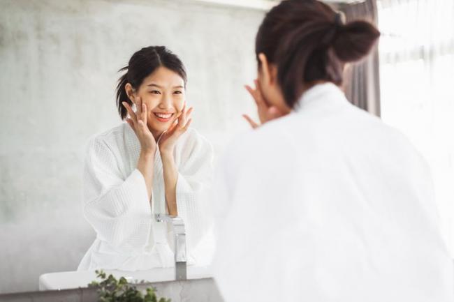 4 Kesalahan yang Kerap Dilakukan Perempuan Saat Memakai Cleansing Oil