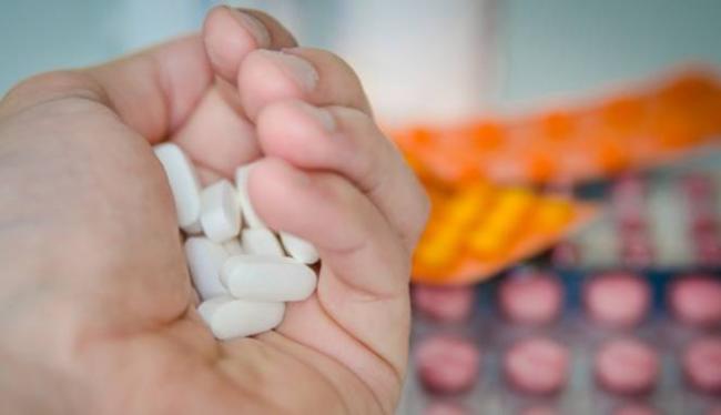 Tora Sudiro dan Mieke Konsumsi Dumolid, Obat Apa Itu?