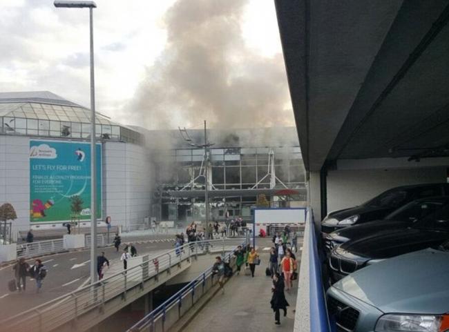 [BREAKINGNEWS] Dua Ledakan Diduga Bom Guncang Bandara Brussels