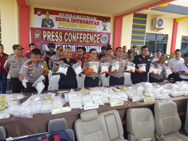 Fakta Sopir Bus Sekolah Selundupkan 119 Kg Narkoba di Bintan 