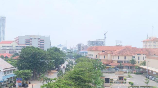 Kabut Asap Datang Lagi, Kualitas Udara Batam Menurun