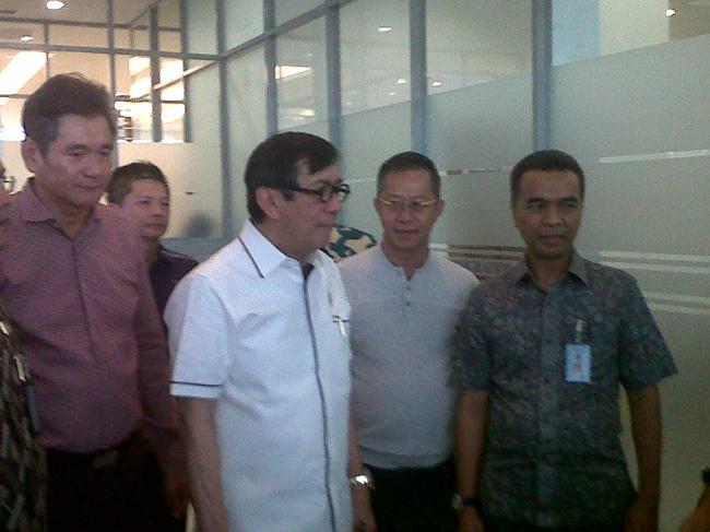 Menkumham Yasonna Laoly Akui Pelayanan Imigrasi Batam Masih Buruk