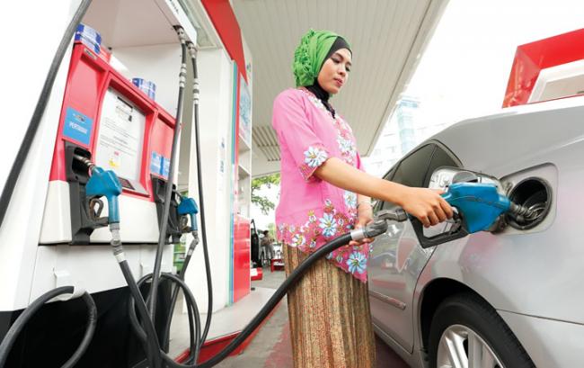 Harga Pertamax dan Pertalite Turun, Ini Daftar Harga Terbaru