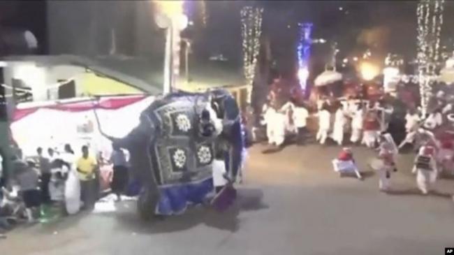 Gajah Mengamuk saat Arak-Arakan Lukai 18 Orang di Sri Lanka