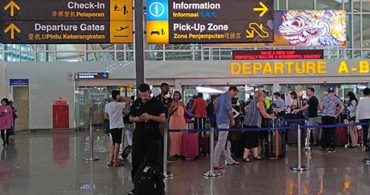 Penerbangan di Bandara Ngurah Rai Tetap Normal Pasca Gempa