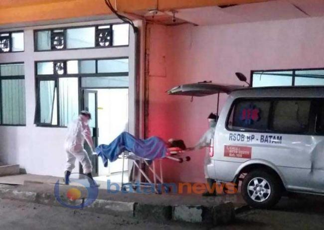 16 Penumpang Sekapal dengan Suspect Corona di Batam Tengah Dilacak