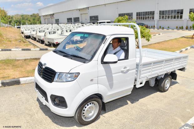 Gerindra Kritik Esemka Mirip Mobil Buatan China
