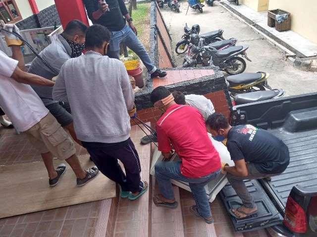 Maling Bobol Kantor Distributor Semen di Tanjungpinang, Duit Rp 38 Juta Raib