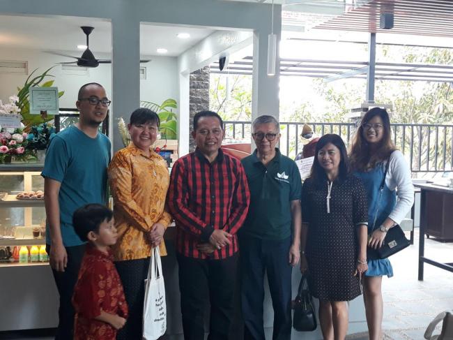 Fotosintesa Kafe Destinasi Kuliner Vegan di Batam