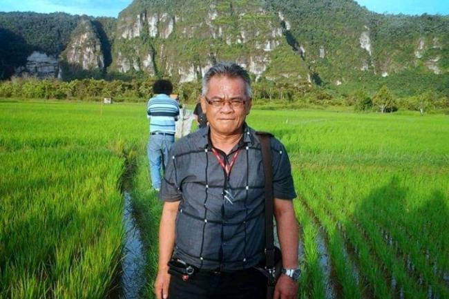 Rumbadi Dalle, Wartawan Senior di Kepri dan Singapura Tutup Usia