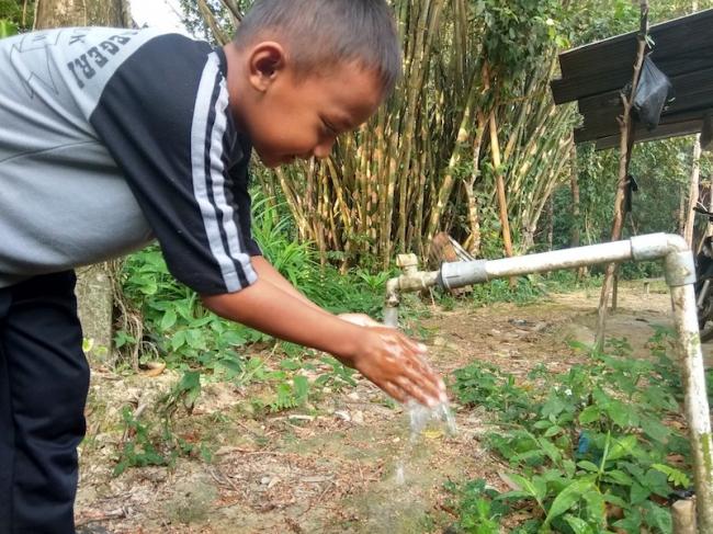 Kemarau, Warga Lingga Kesulitan Air Bersih