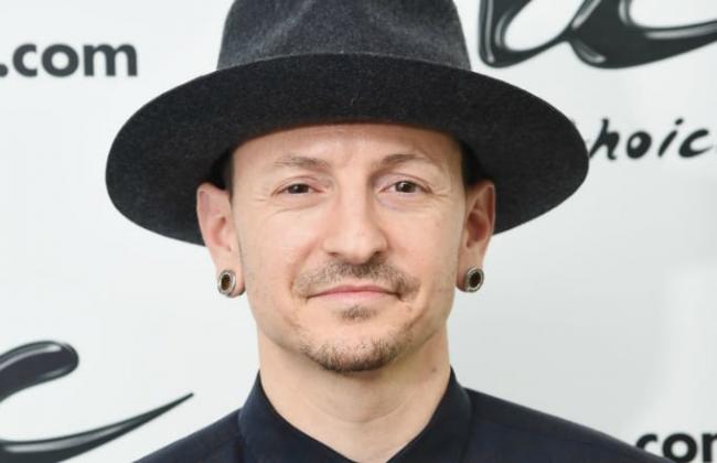 Vokalis Band Linkin Park Bunuh Diri
