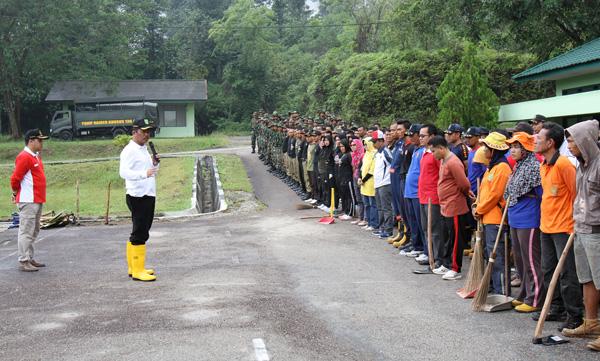 Walikota Rudi Pimpin Pembersihan Drainase Penyebab Banjir di Batam