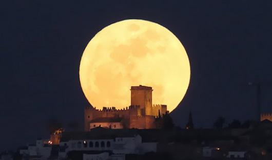 Supermoon Langka Terjadi pada 14 November