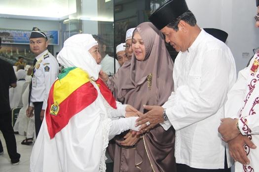 Isdianto Minta Jemaah Haji Doakan Kepri Makin Sejahtera