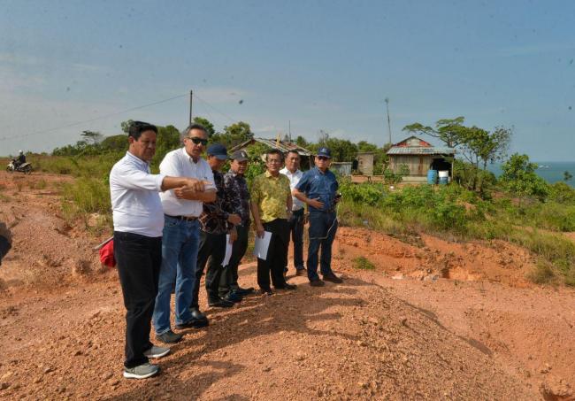 Kemenko Maritim Tinjau Tapak Pembangunan Jembatan Babin