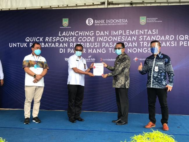 Belanja di Pasar Hang Tuah Batu Besar Sudah Bisa Menggunakan QRIS