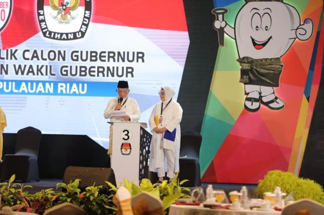 Debat Calon Gubernur Kepri: Ansar- Marlin Tak hanya Libatkan Milenial jadi Stafsus