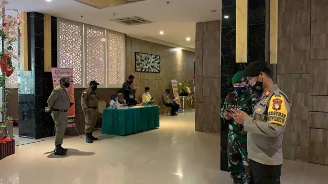 Petugas Gabungan Kawal Pleno Penetapan Bupati-Wabup Karimun