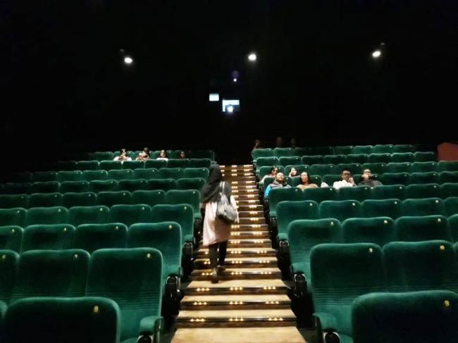 Film Lima, Sepi Penonton di Batam