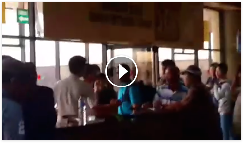 [VIDEO] Calon Penumpang Pesawat Lion Mengamuk di Bandara Hang Nadim