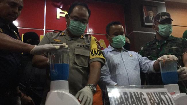 Polres Karimun Blender 3.950 Butir Pil Ekstasi Tangkapan