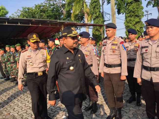 Bupati Karimun Pimpin Apel Gelar Pasukan Kesiapan Lebaran 2018