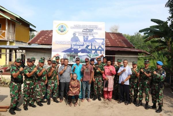 Lanal Dabo Bedah Rumah Purnawirawan TNI AL di Singkep