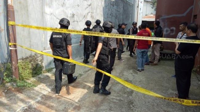 Densus 88 Tangkap 4 Terduga Teroris di Bekasi
