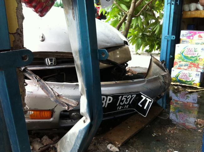 Foto-foto Kecelakaan yang Melibatkan Pelajar di Sei Panas