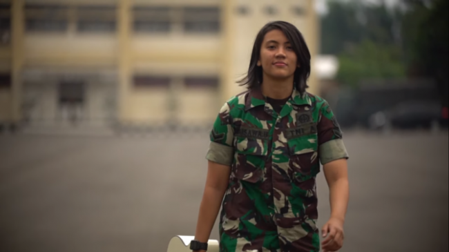 Perjuangan Serda Nurul Aisawa, Buruh Serabutan Kini Jadi Korps Wanita TNI AD