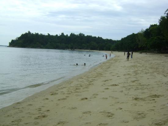 Liburan Imlek dan Sekolah, Warga Karimun Padati Objek Wisata