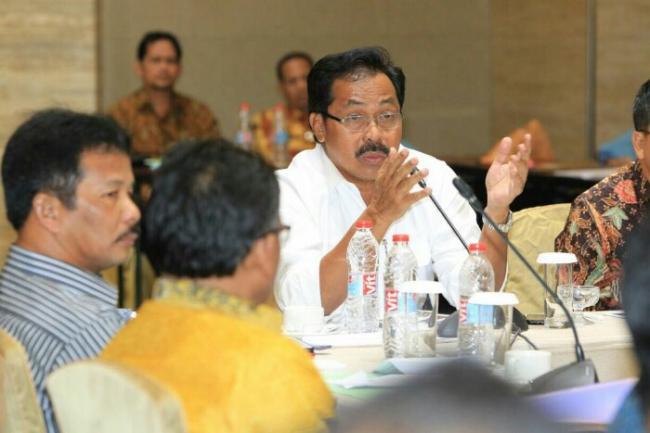 Ekonomi Anjlok, Nurdin Minta Kepala Daerah Buat Kebijakan Tak Populer
