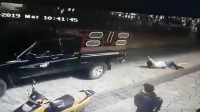 VIDEO: Wali Kota Diseret Warga karena Ingkari Janji Kampanye