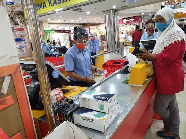 Produksi Masker Grace, Abidin: Harga Murah, Kualitas Internasional
