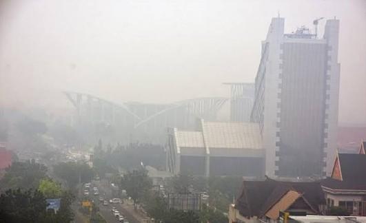 Asap Karhutla di Riau Mulai Masuk Rumah Warga