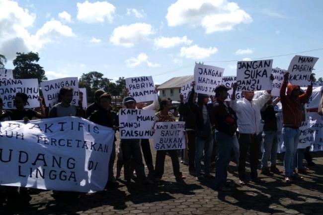 Ini 8 Pernyataan Sikap Aksi Solidaritas Gerakan Bela Aktivis ke Pemda Lingga