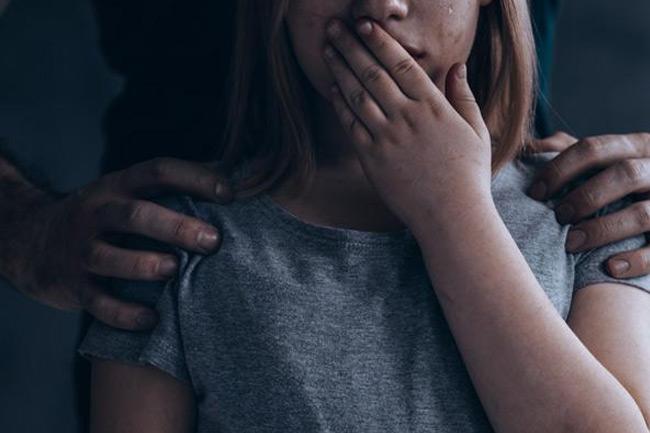 Kisah Pilu Anak 12 Tahun Diperkosa Ayah Tiri, Dipaksa Menikahi Pria Tunanetra 44 Tahun