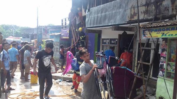 Dua Rumah Ludes Terbakar di Baloi Indah, Diduga Gara-gara Hujan Lebat