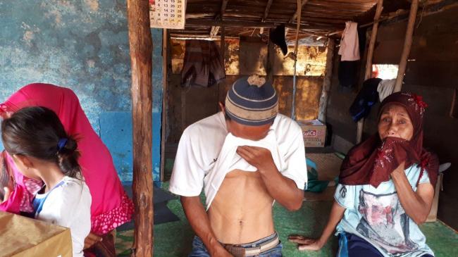 Potret Keluarga Miskin di Kundur Tinggal di Gubuk Derita
