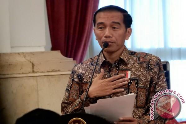 Presiden Serahkan "Kartu Indonesia Pintar" untuk 807 Siswa Batam