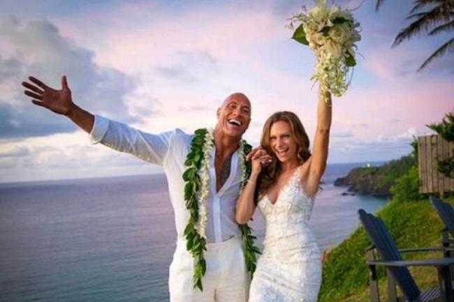 The Rock Nikahi Lauren Hashian Usai 12 Tahun Pacaran
