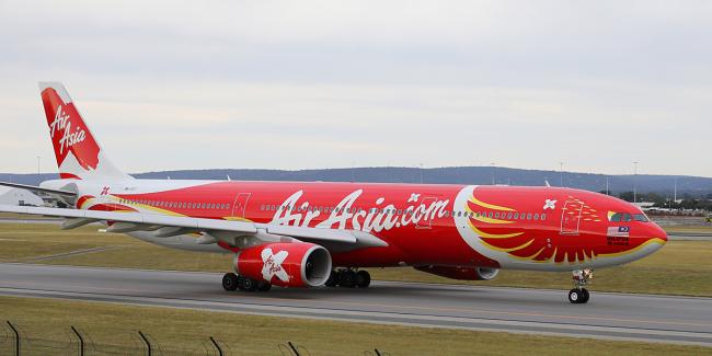 Penyebab Pesawat AirAsia X Berguncang; Menabrak Kawanan Burung!
