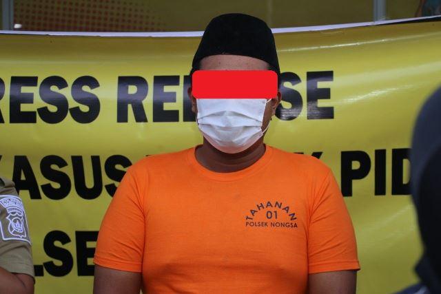 Beraksi 28 Kali, Ini Puluhan Barang Bukti Penjual Parfum Nyambi Jambret di Batam