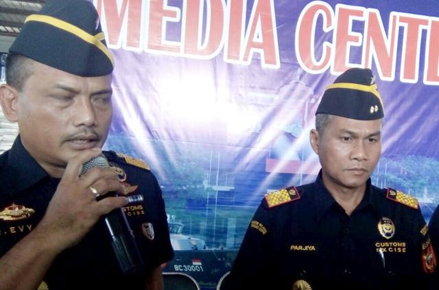 LCKI: Copot Kepala Kanwil DJBC Karimun Parjiya