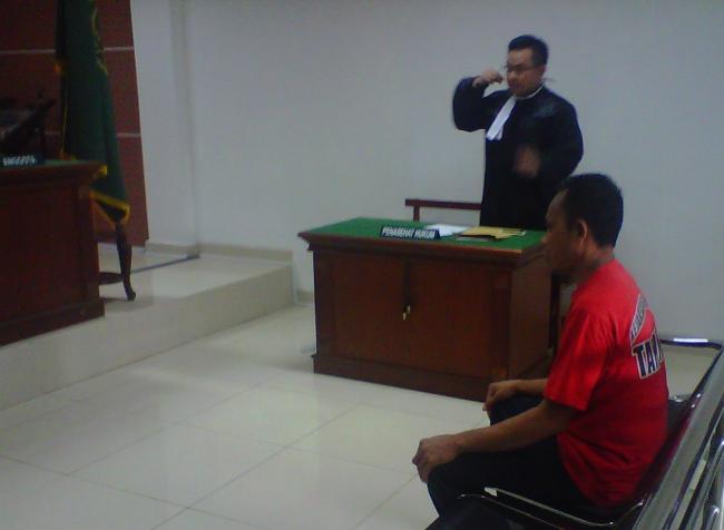 Terdakwa Ini Berdalih Membalak Hutan Lindung untuk Biaya Istri Melahirkan 